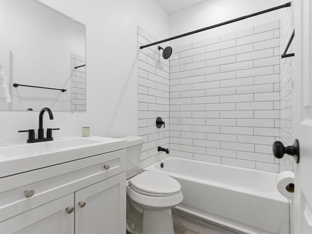 408 Susan Drive. Kennedale, TX 76060