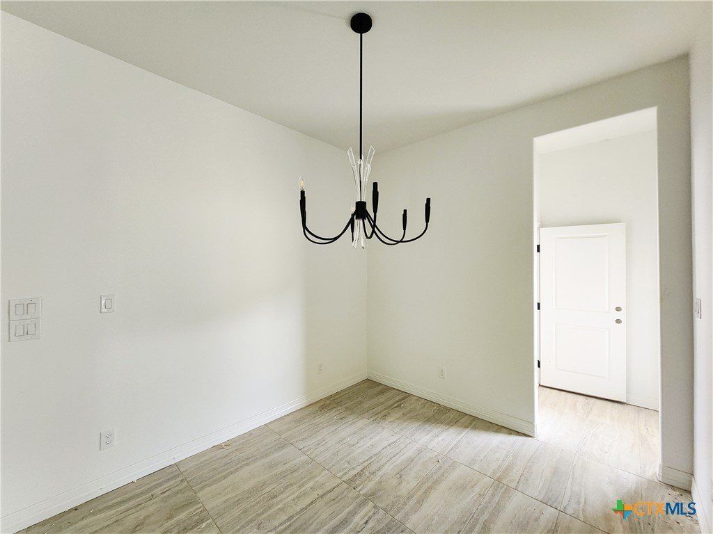 11012 Stinnett Mill Road. Salado, TX 76571