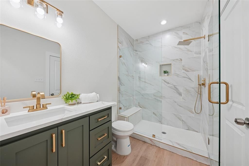 830 Stamps Avenue. Fort Worth, TX 76114