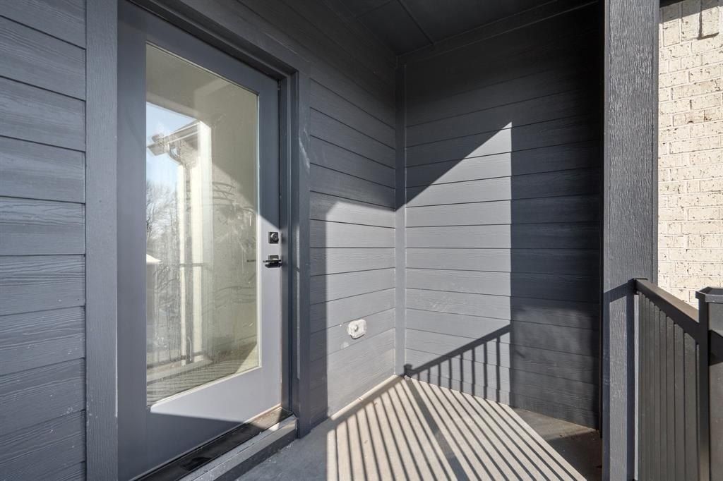 2129 Oak Haven Court. Garland, TX 75044