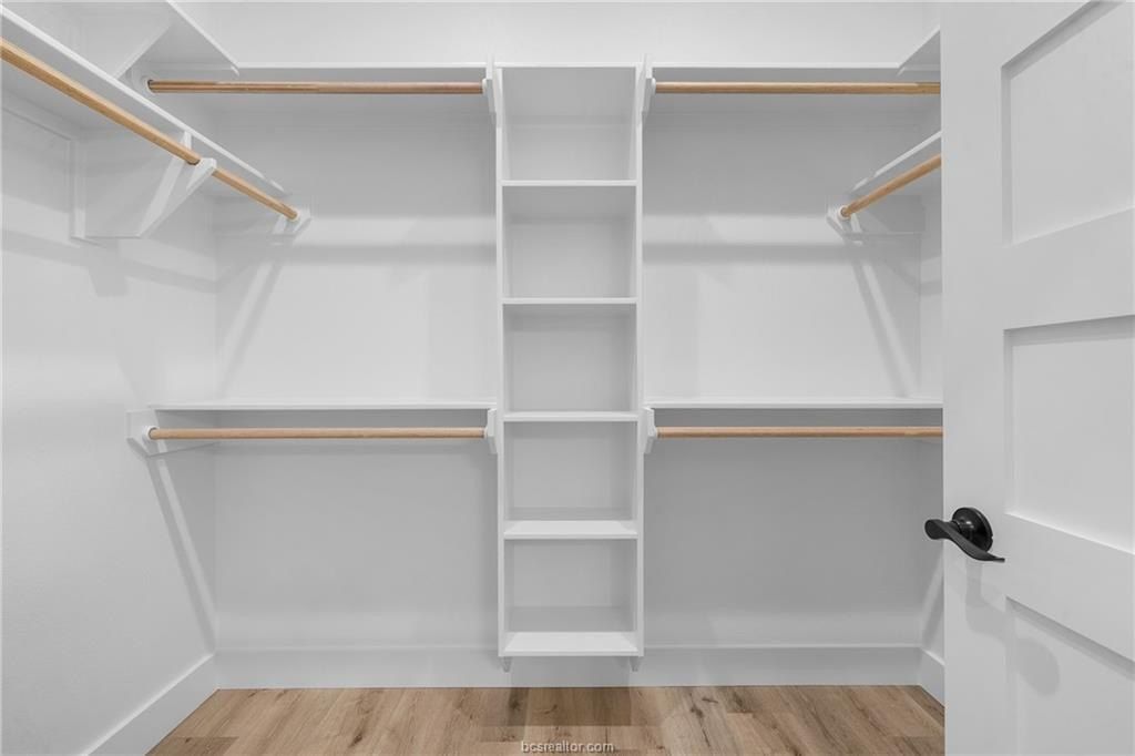 614 East Englewood Street. Franklin, TX 77856