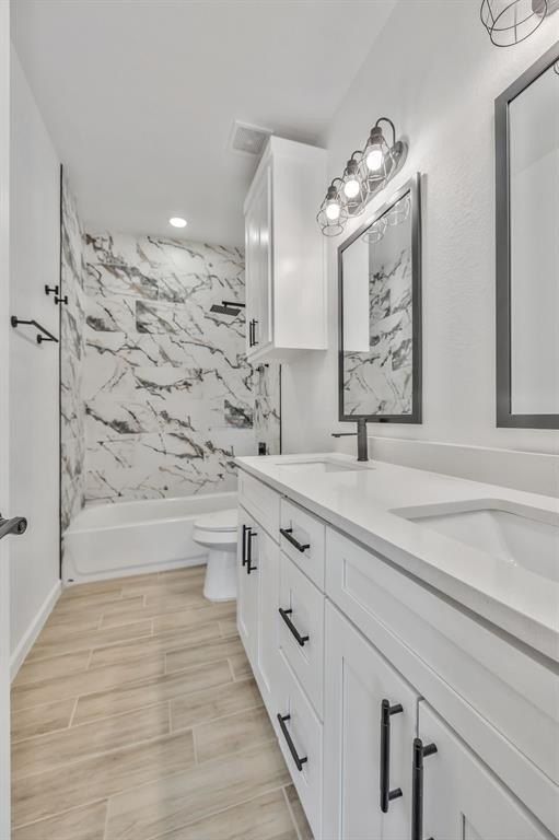 2617 Hillside Drive. Granbury, TX 76048