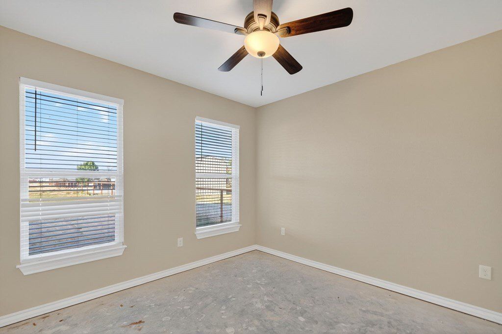 6117 E County Rd 120. Midland, TX 79706