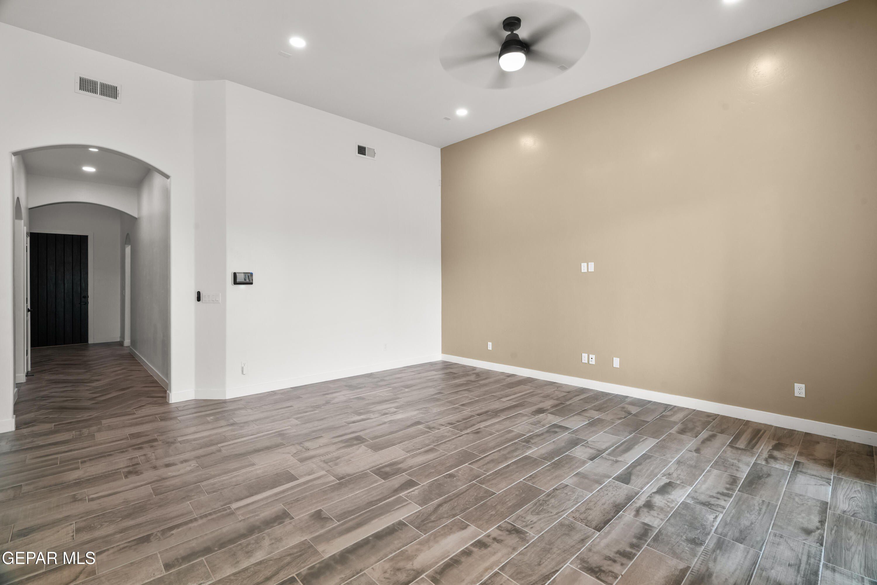 1803 Kelsey Davis Avenue. El Paso, TX 79928