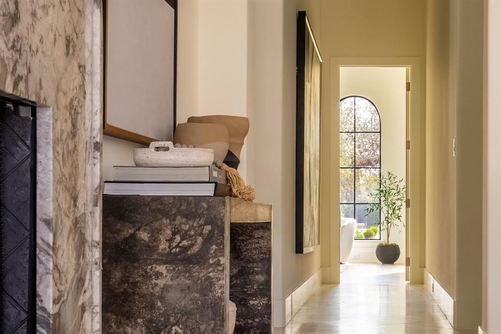 5615 Lobello Drive. Dallas, TX 75229