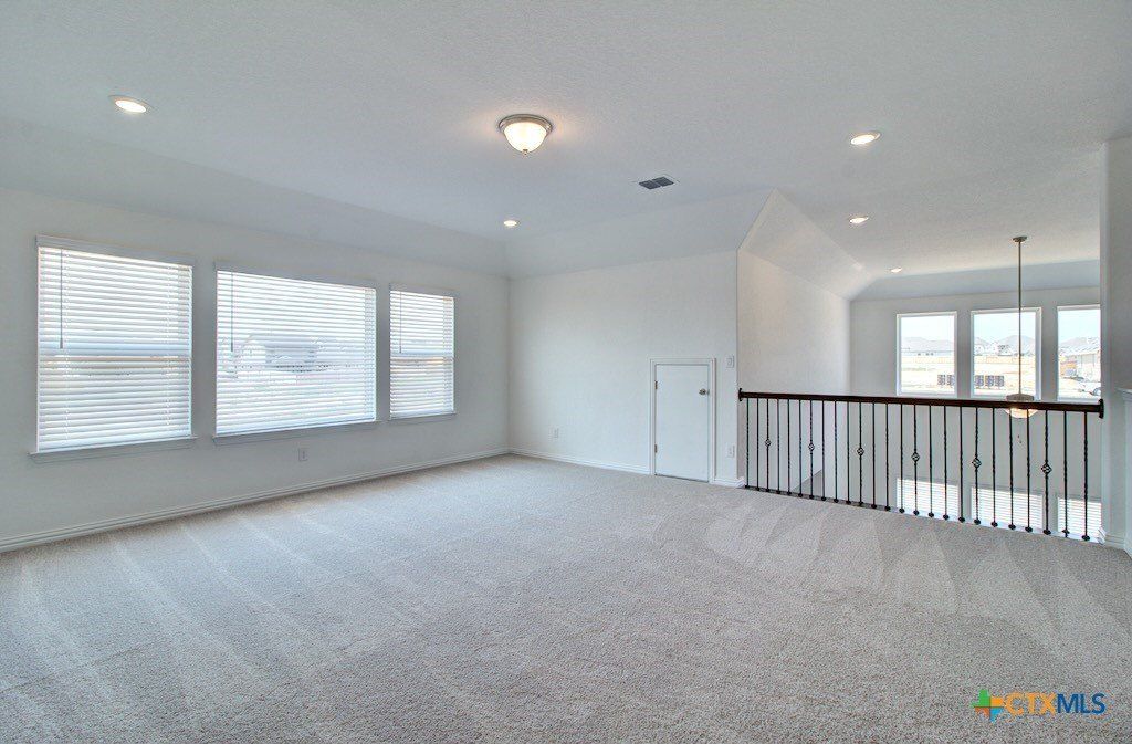 762 Groudsel Avenue. New Braunfels, TX 78130