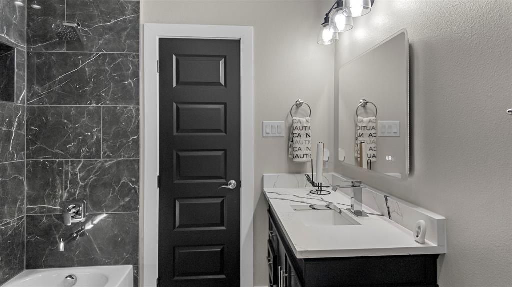 133 Crestview Drive. Corsicana, TX 75109