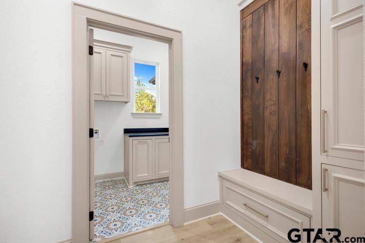 19453 Cedarpark Pl. Lindale, TX 75771