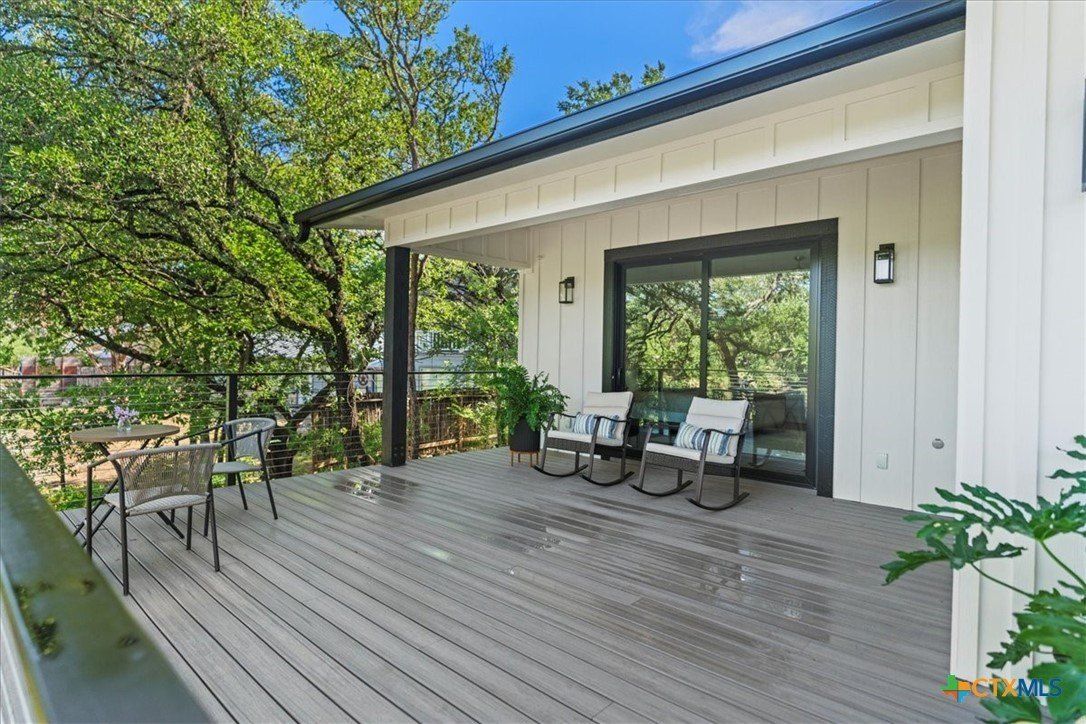 202 Hub Drive. Wimberley, TX 78676