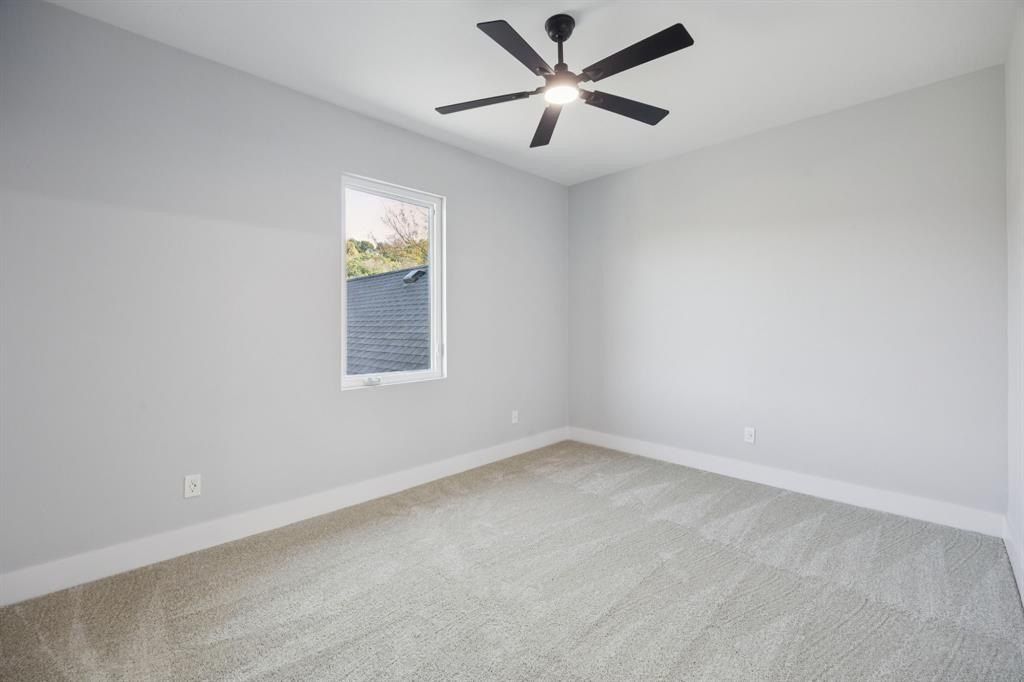 2415 Valley View Drive. Cedar Hill, TX 75104