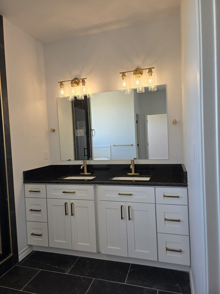 2274 Longhorn Drive. Stanton, TX 79782