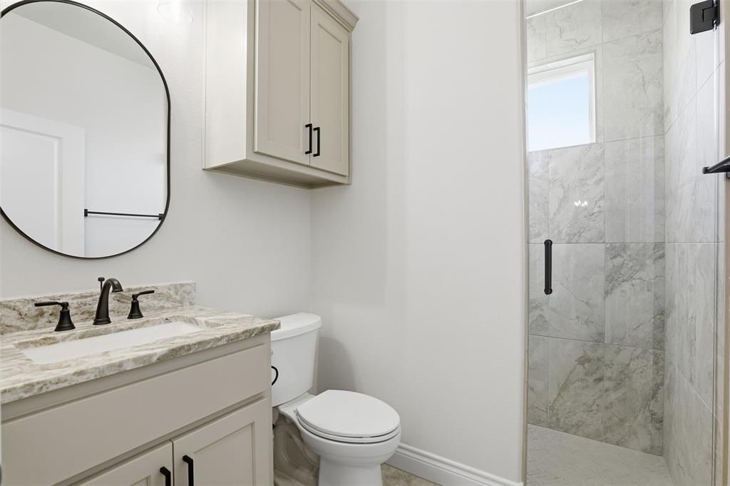 9619 Bellechase Road. Granbury, TX 76049