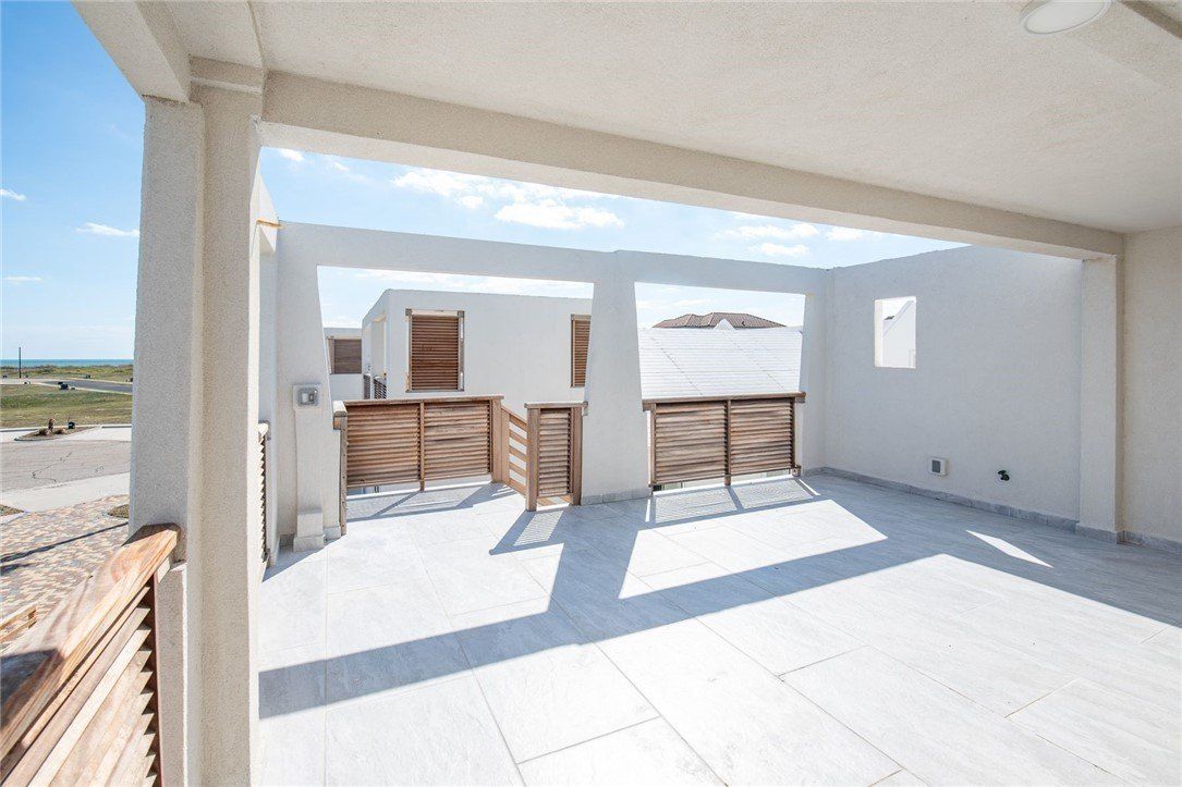 114 Porto Villageo Drive. Port Aransas, TX 78373