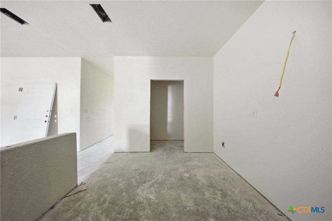 704 Norris Avenue. Killeen, TX 76541