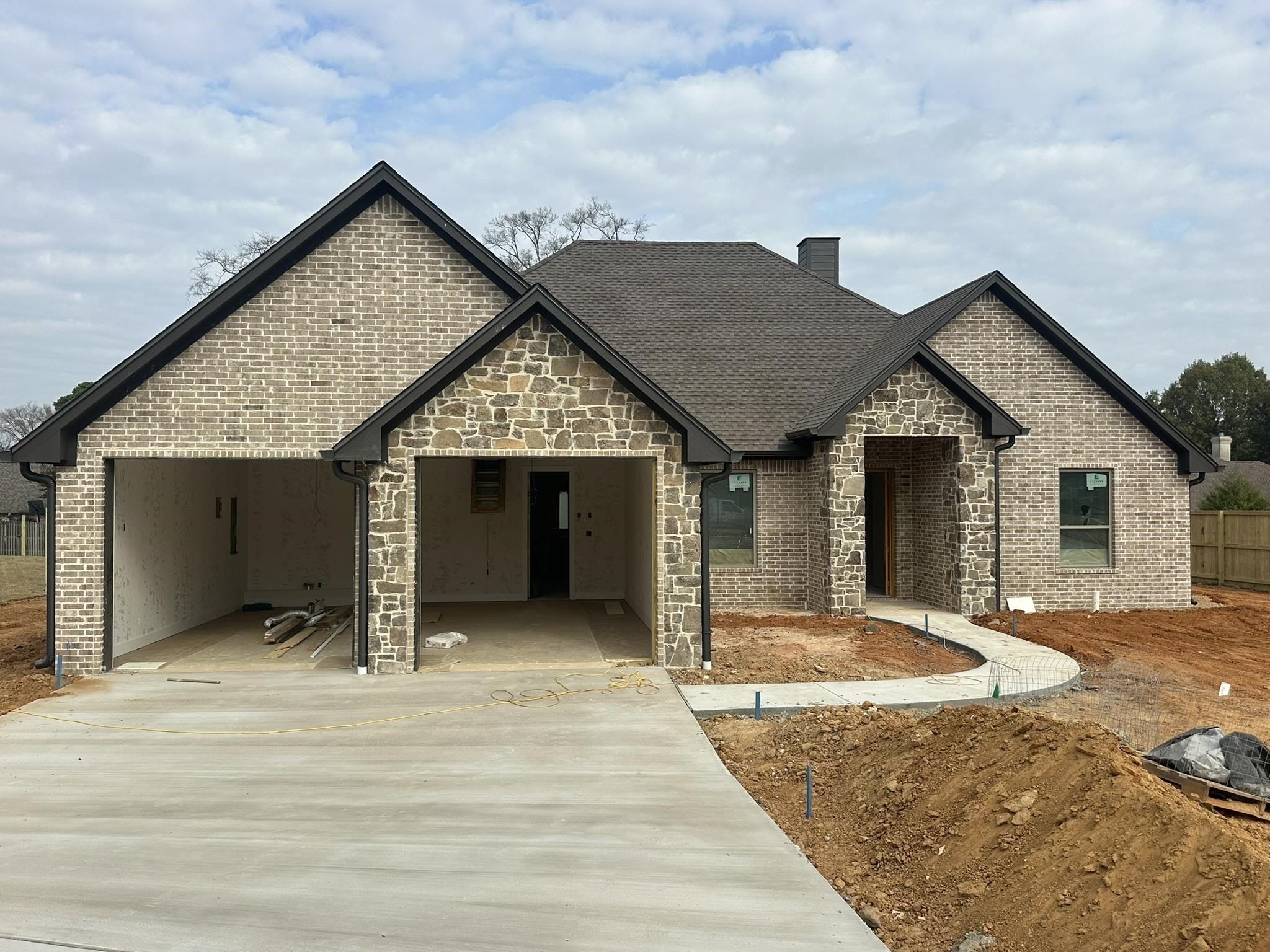 320 Saddle Brook Drive. Hallsville, TX 75650