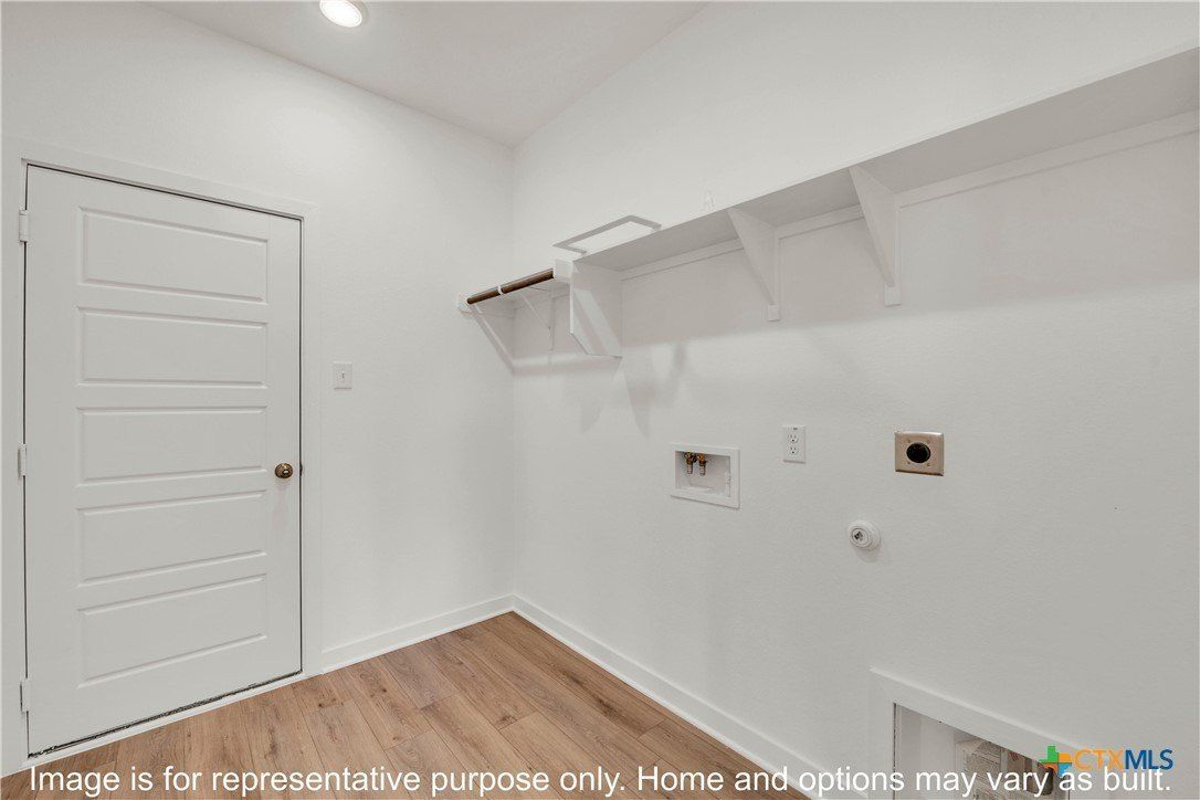 1430 Dowdy Drive. Belton, TX 76513