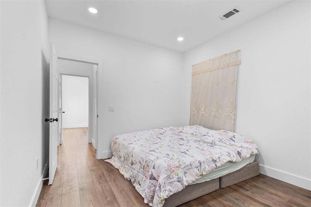 809 Truelove Street. Gainesville, TX 76240