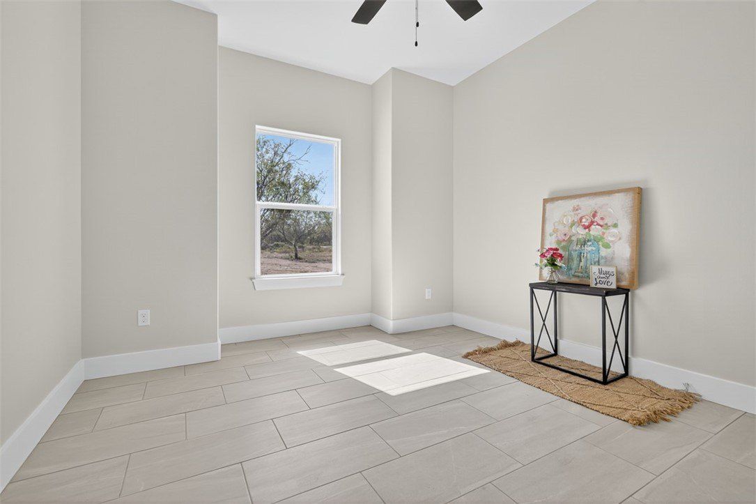 6081 Us Highway 359. Alice, TX 78332