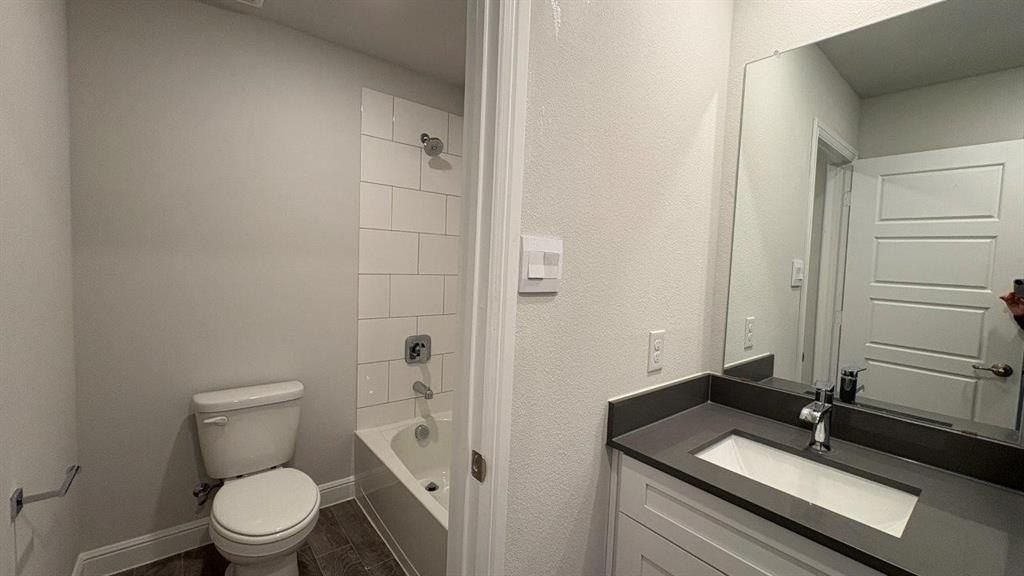 4231 Cornerstone Circle. Granbury, TX 76048