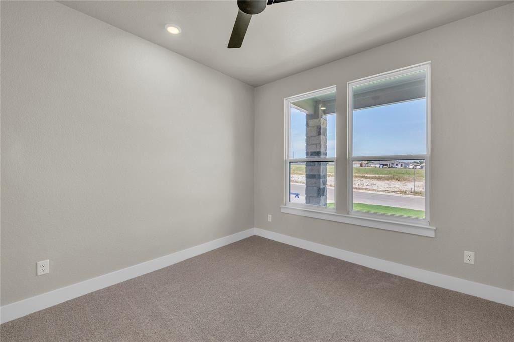 313 Boots Court. Lorena, TX 76655