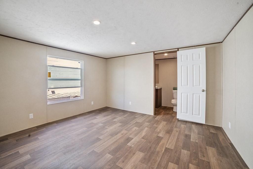 1206 Hayes Road. Sherman, TX 75090