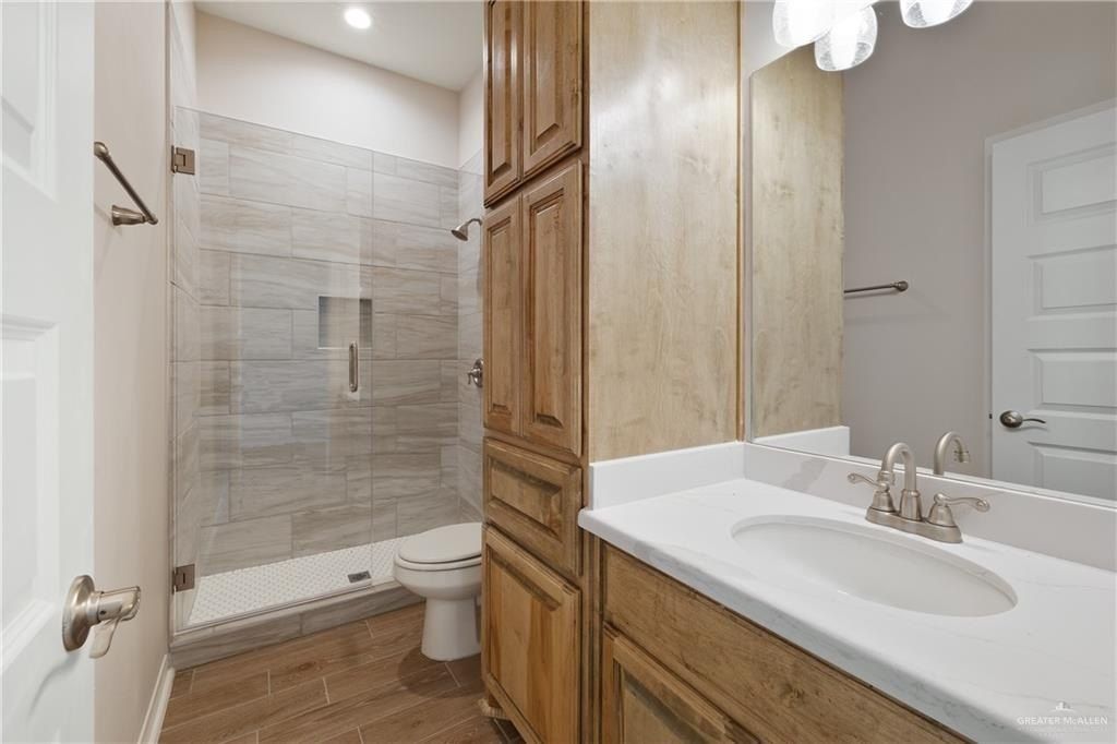 14918 Aqualina Way. McAllen, TX 78504