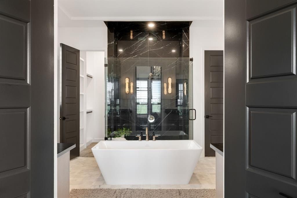 8724 Edgewater Drive. The Colony, TX 75056