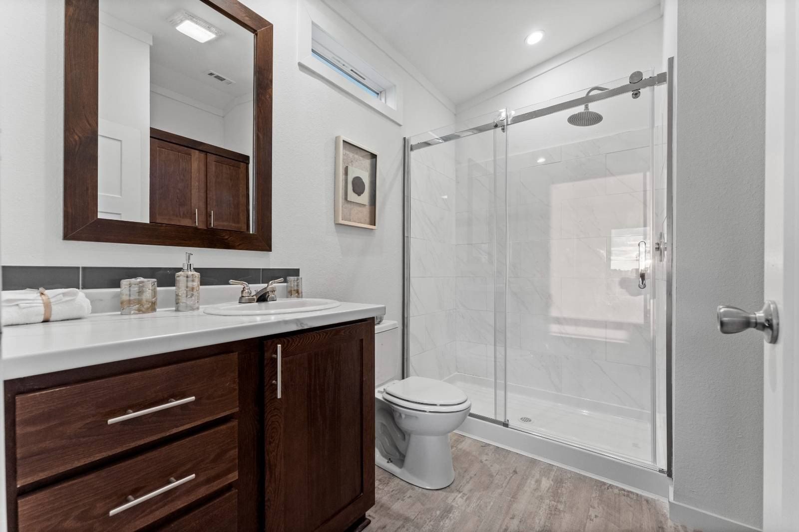 709  N Grand Ave. Olney, TX 76374