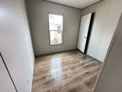 2102 Colonial Dr. Baytown, TX 77520