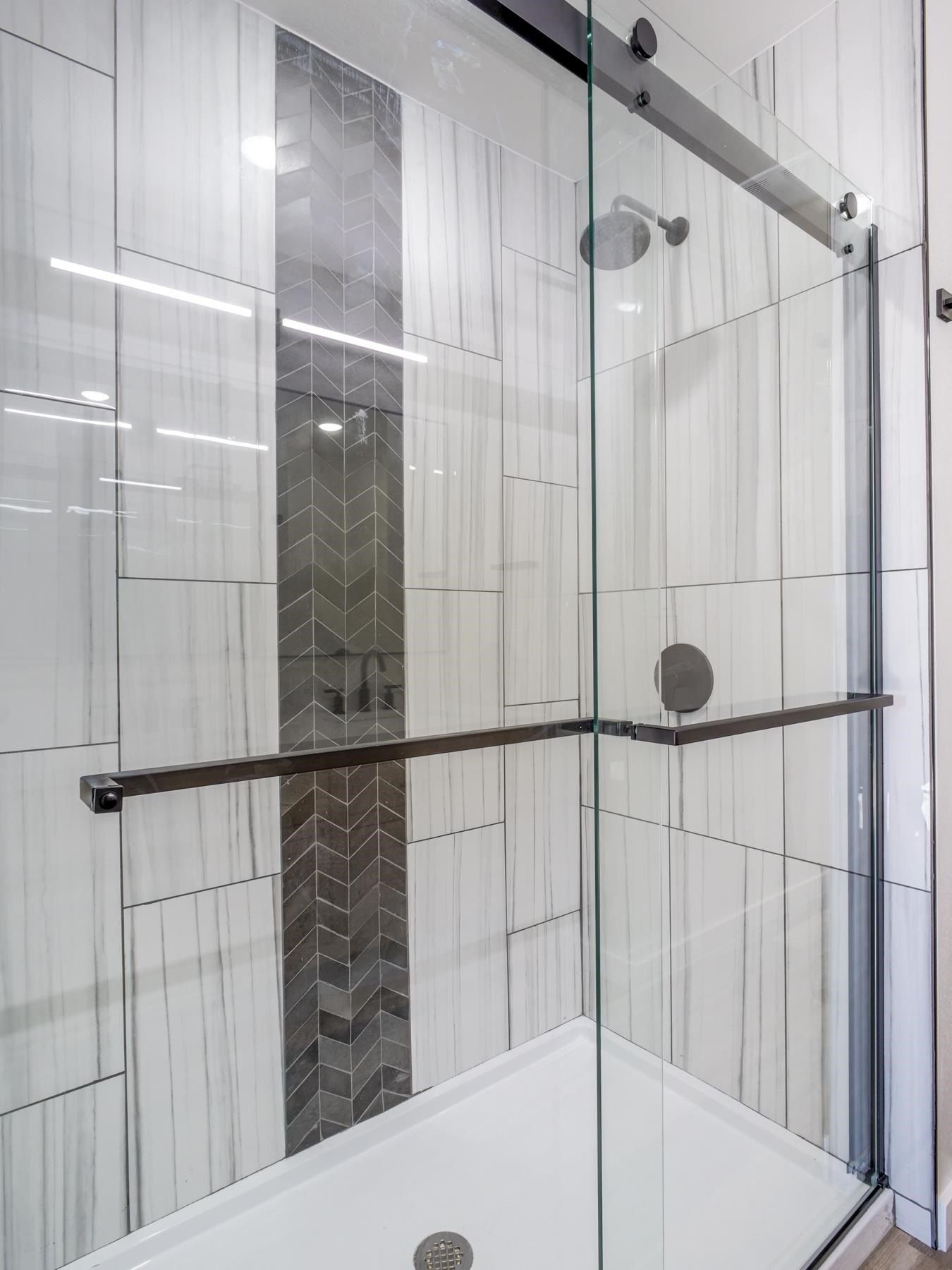 303 Cedarhill. Granite Shoals, TX 78654