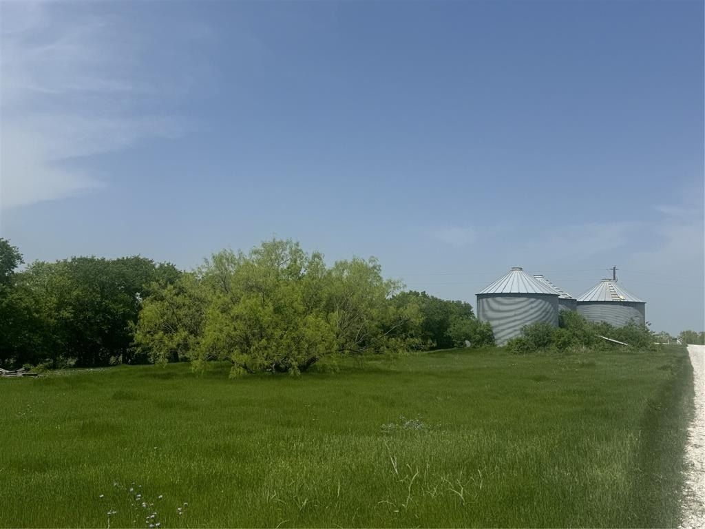 418 Private Road 4512. Decatur, TX 76234