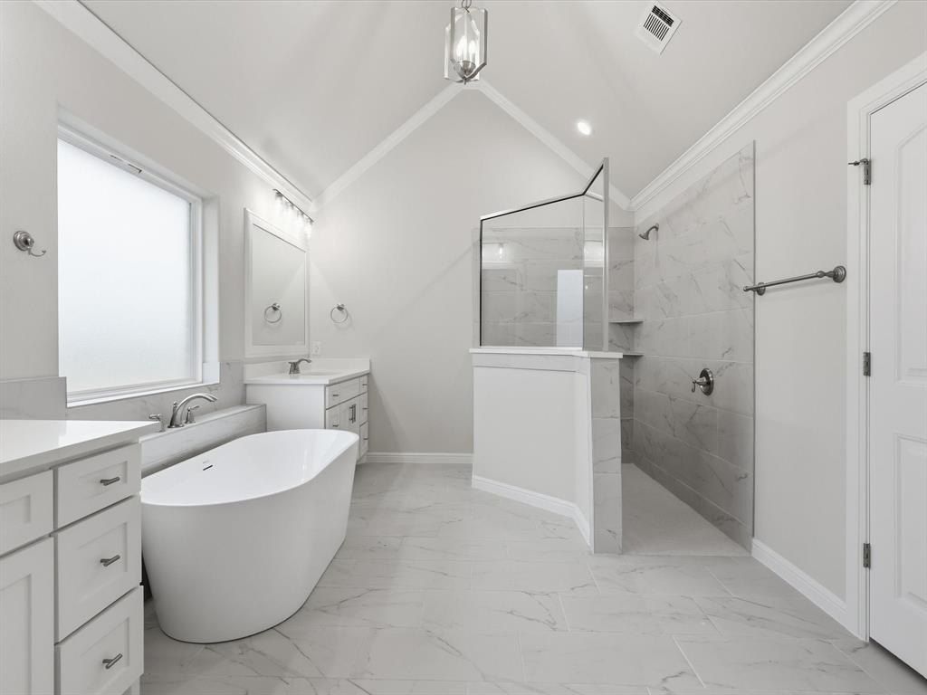 2001 Forest Bridge Drive. Azle, TX 76020