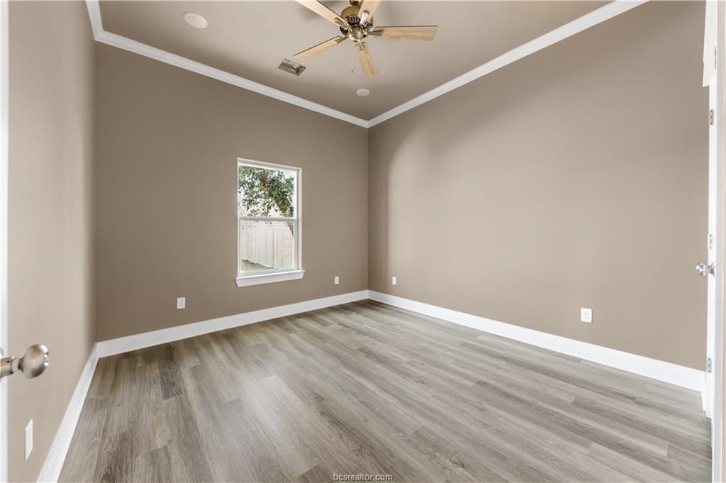 1811 Palasota Drive. Bryan, TX 77803