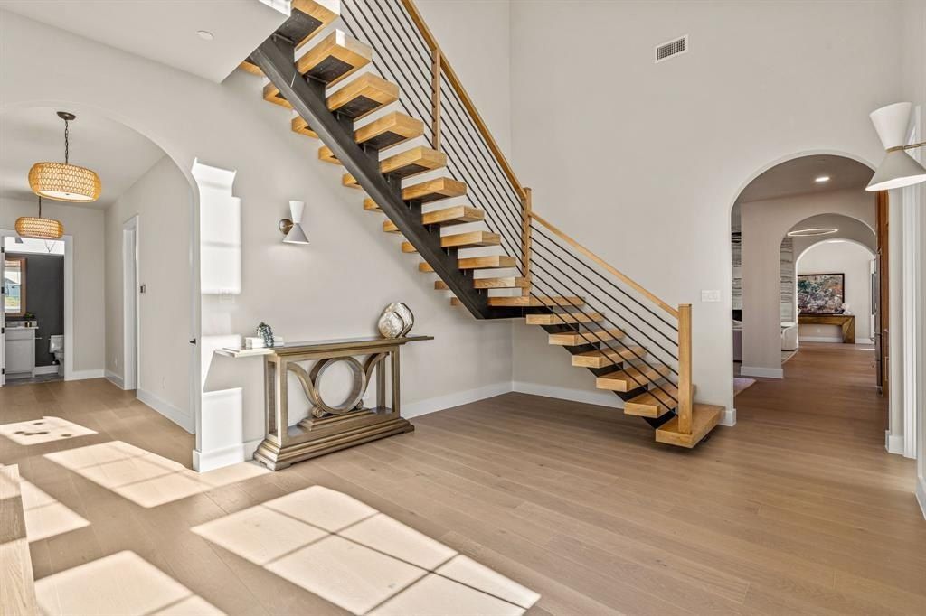 2832 Southbay Circle. Northlake, TX 76226