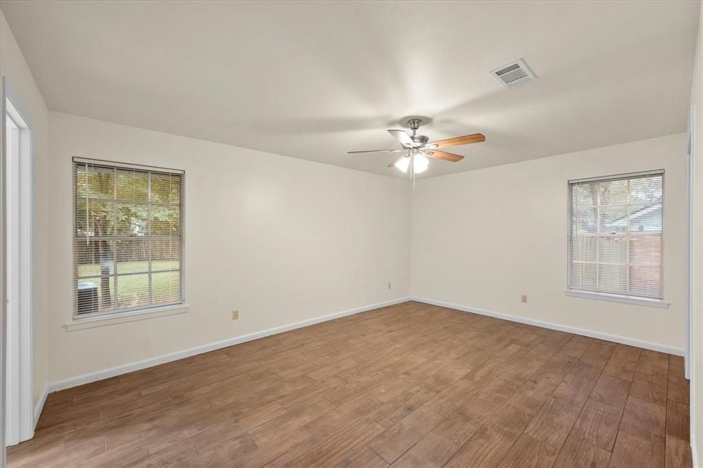 501 Dobbins Road. Corsicana, TX 75110