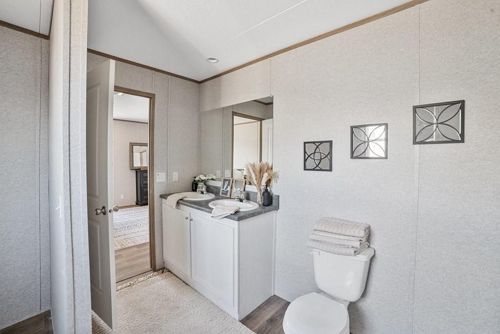 300 Huddleston Road. Sunset, TX 76270