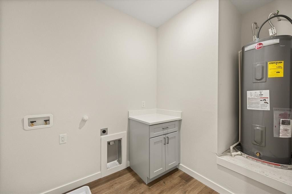 593 Galt Drive. Stephenville, TX 76401