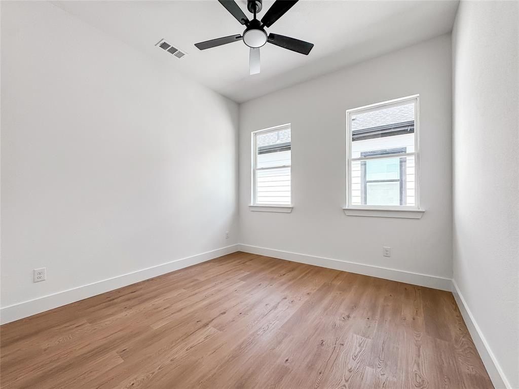 2419 Merlin Street. Dallas, TX 75215