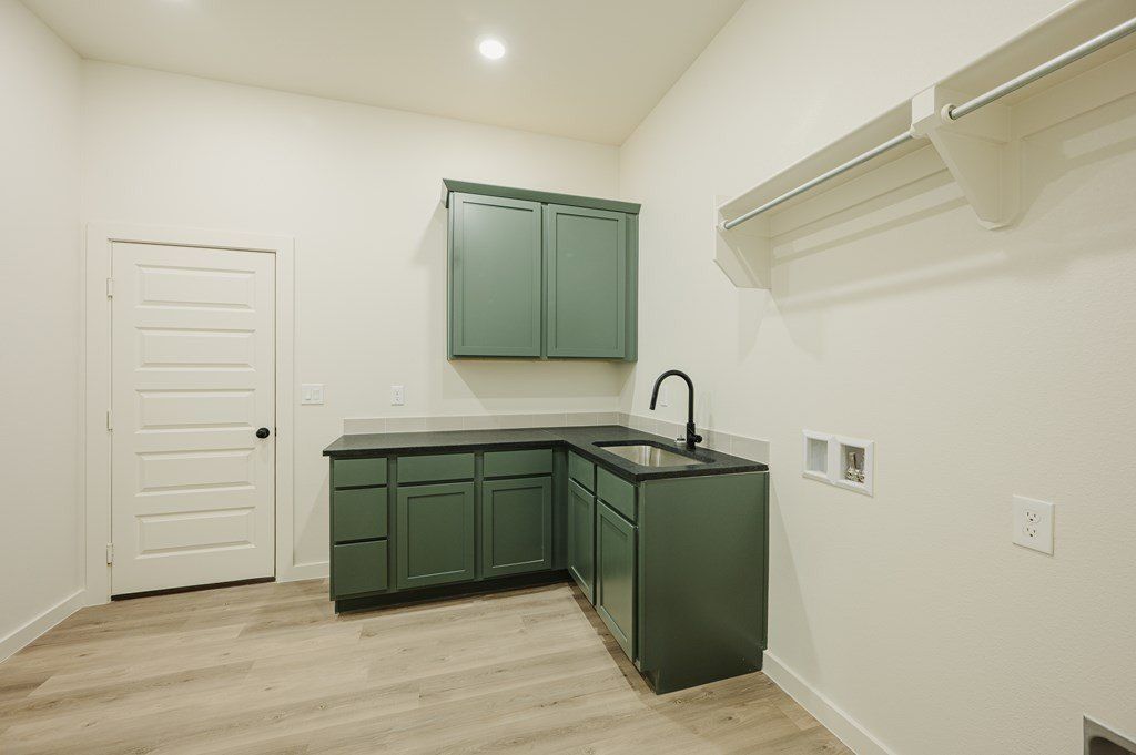 205 Panhandle Drive. Odessa, TX 79765