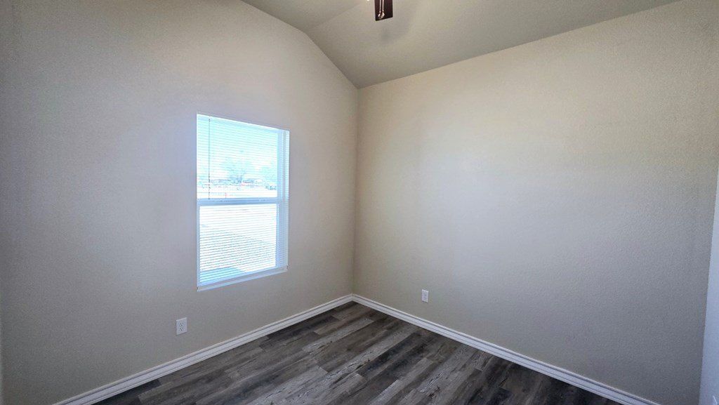 Dumas Ave. Wickett, TX 79788