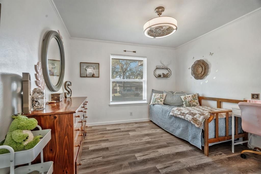 1304 W Redbud Drive. Hurst, TX 76053