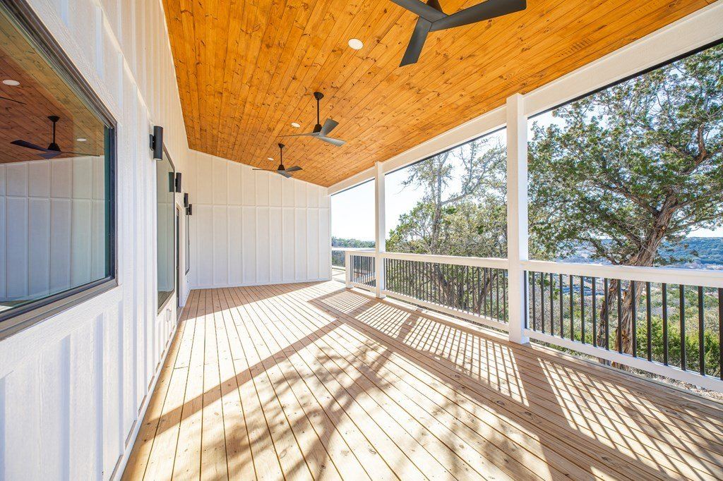 183 Wood Trail. Kerrville, TX 78028