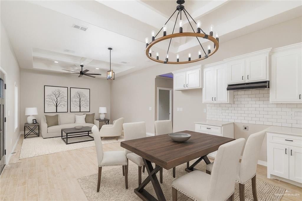 509 N 6Th Street. Donna, TX 78537