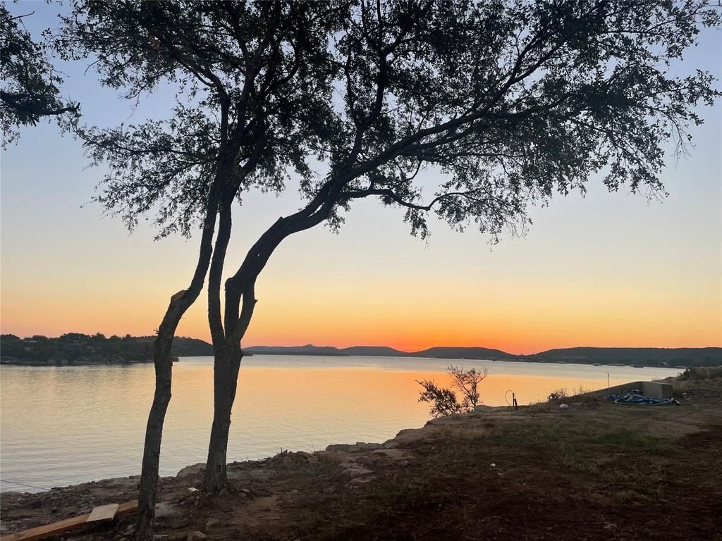 5415 Stillwater Lane. Graham, TX 76450