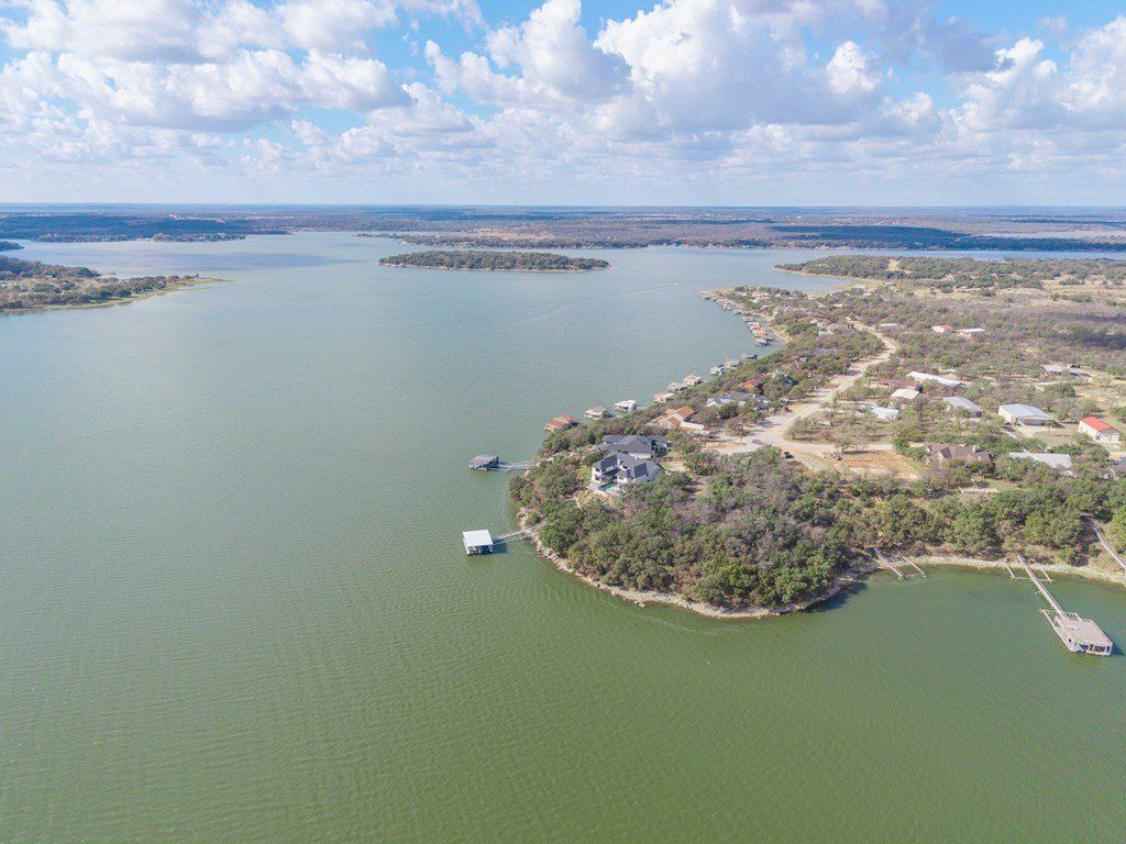 584 Oak Point Dr. May, TX 76857