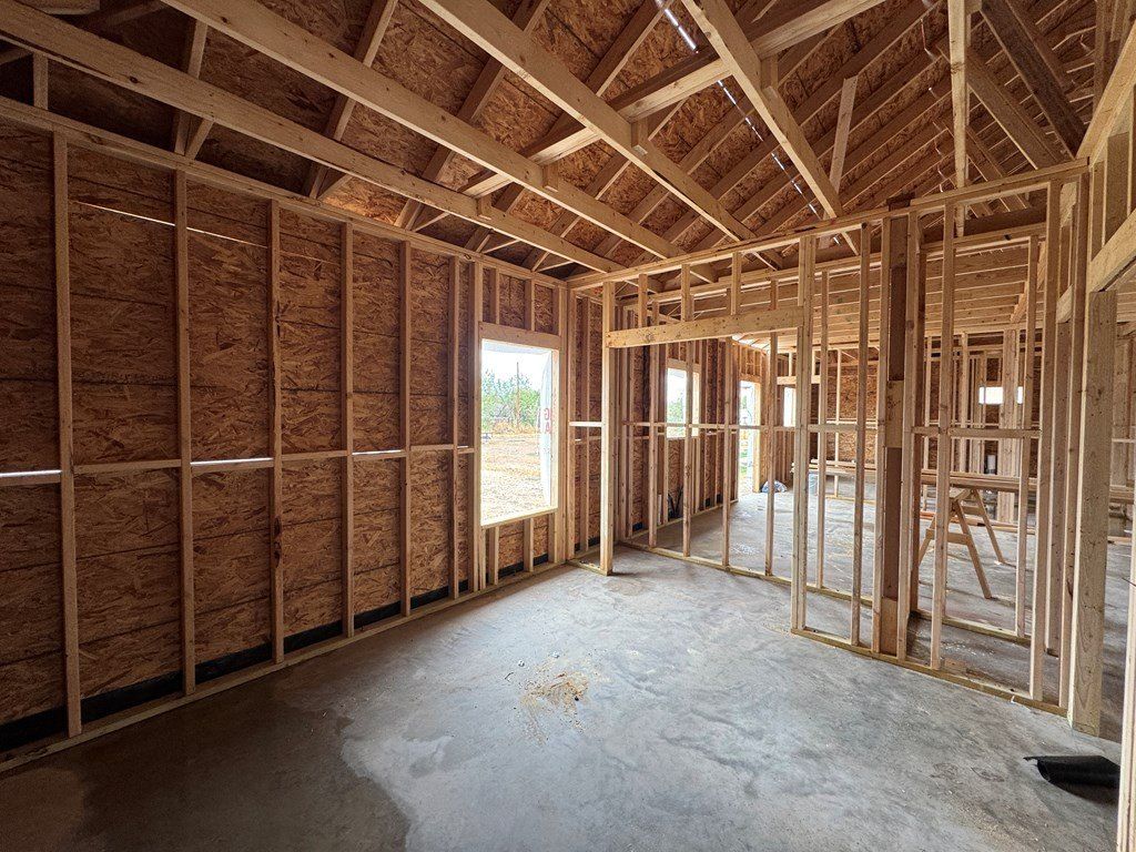 102 Winchester. Eagle Pass, TX 78852