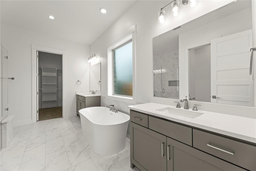 1831 Gem Drive. Rockwall, TX 75087