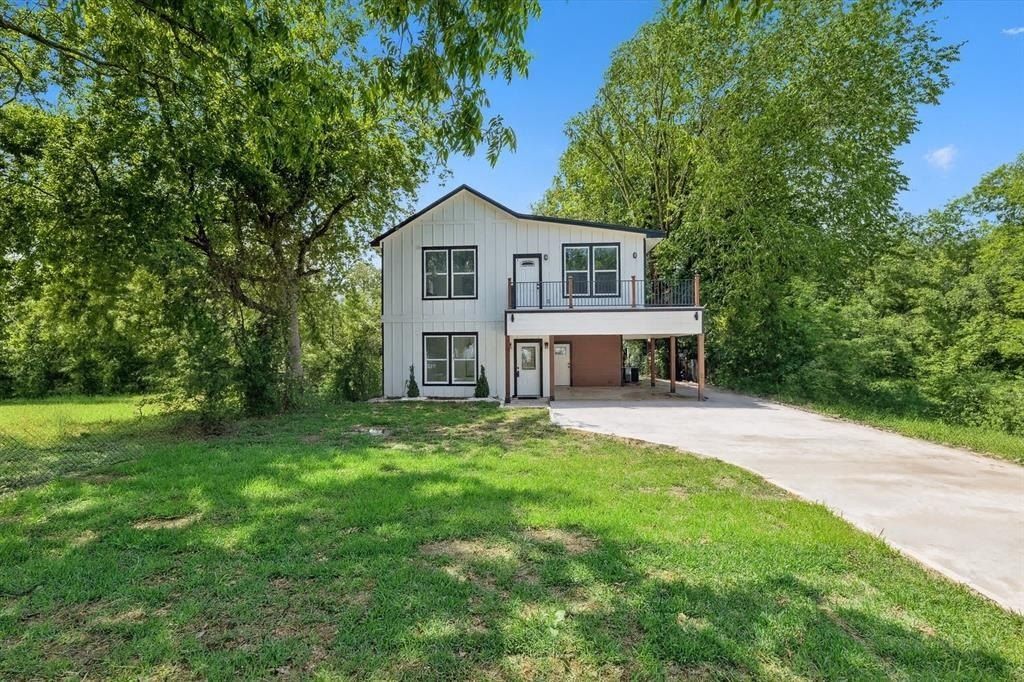 808 E Pecan Avenue. Waco, TX 76704