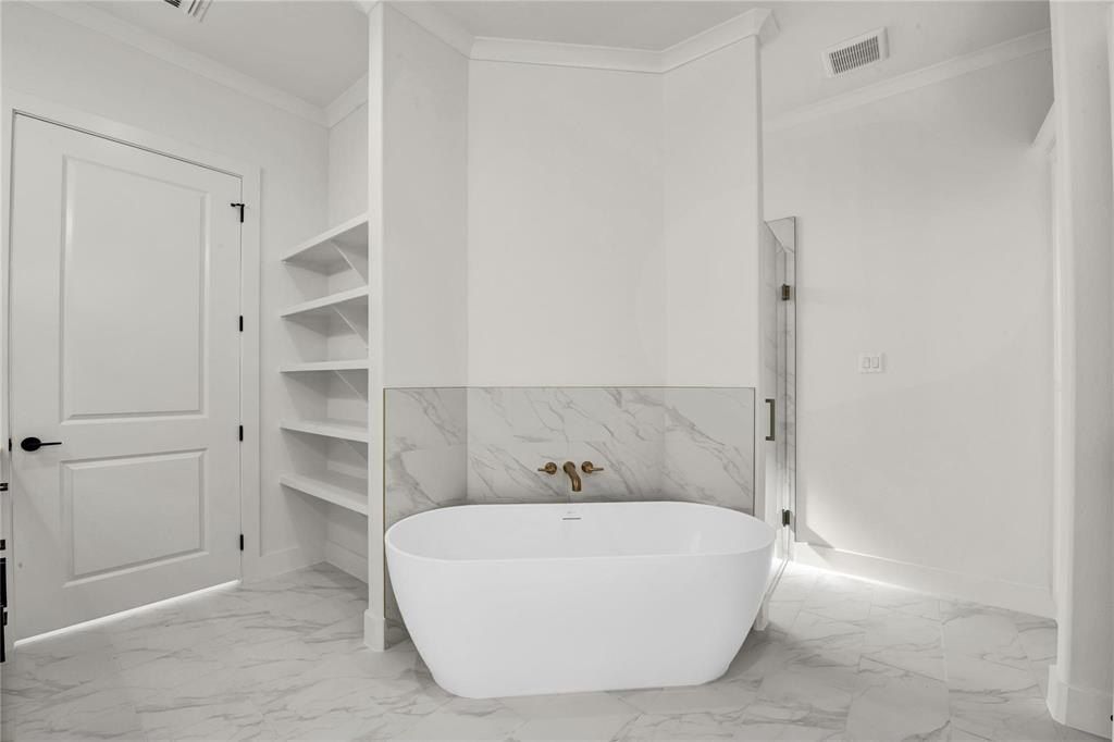 1035 Estancia Boulevard. Weatherford, TX 76088