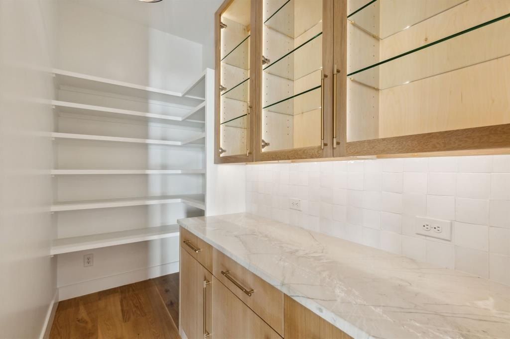 4929 Blaynes View. The Colony, TX 75056